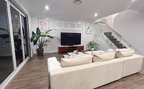 7 Aurora Ave Dunmore